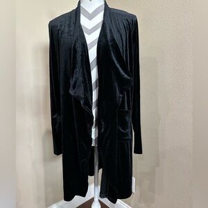 Black velvet cardigan with pockets